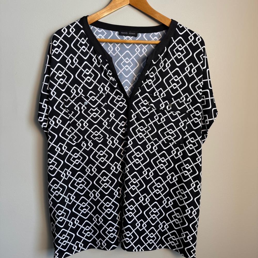Mandy Evans Womens‎ Black White Geometric Print V-Neck Short Sleeve Blouse 2X